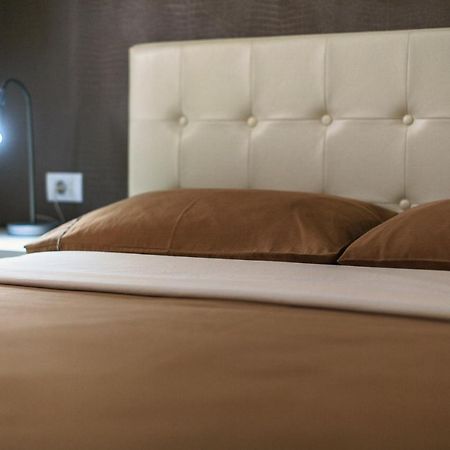 Zelen Lux Apartment Сутоморе Екстериор снимка