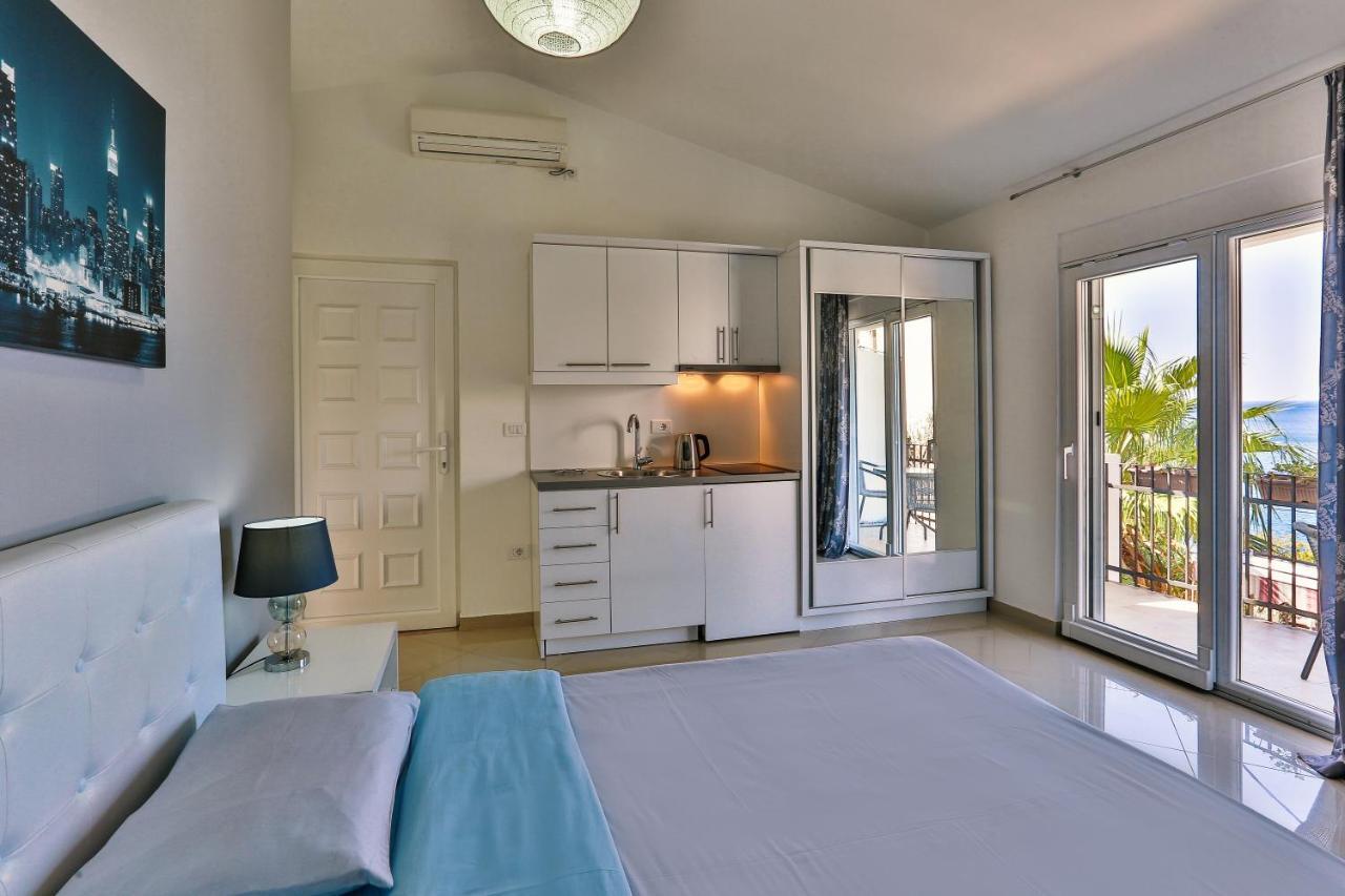 Zelen Lux Apartment Сутоморе Екстериор снимка