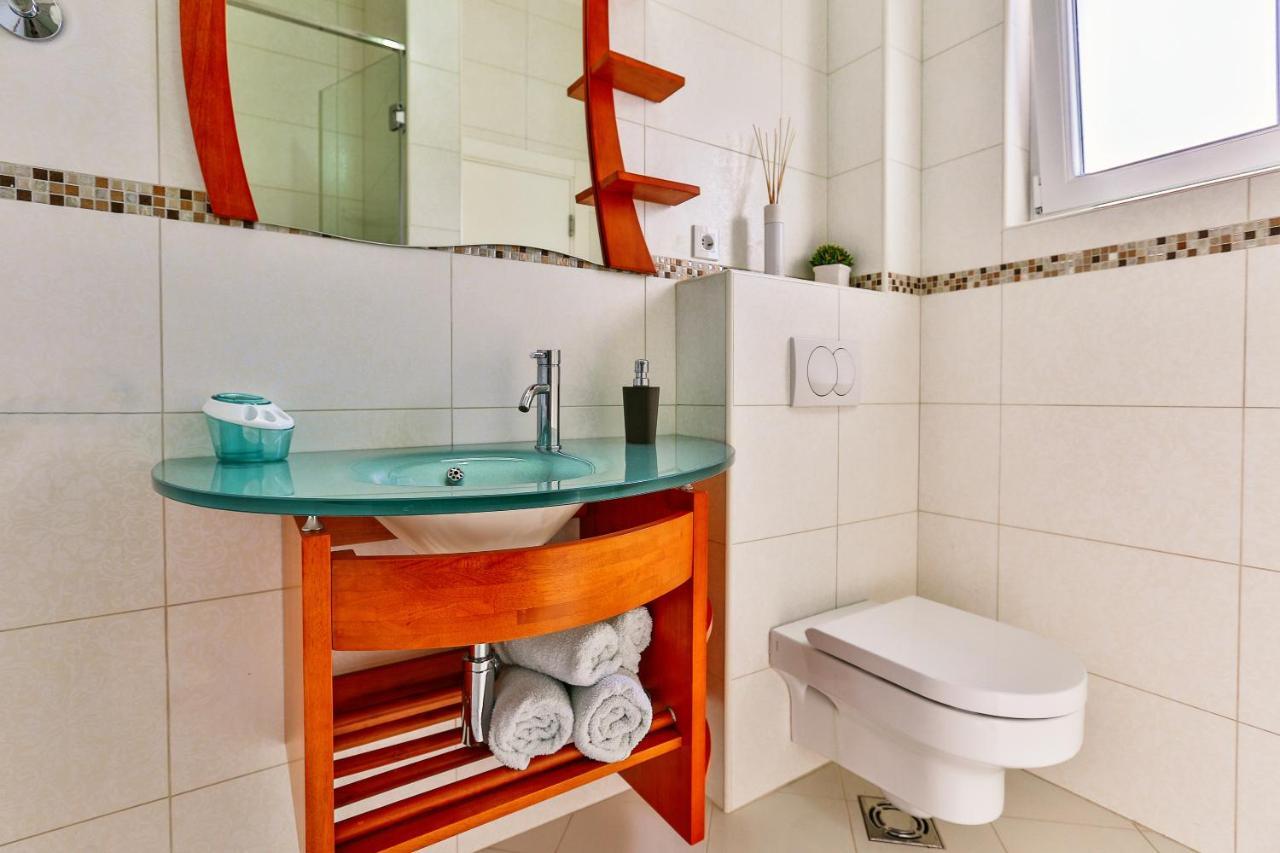 Zelen Lux Apartment Сутоморе Екстериор снимка